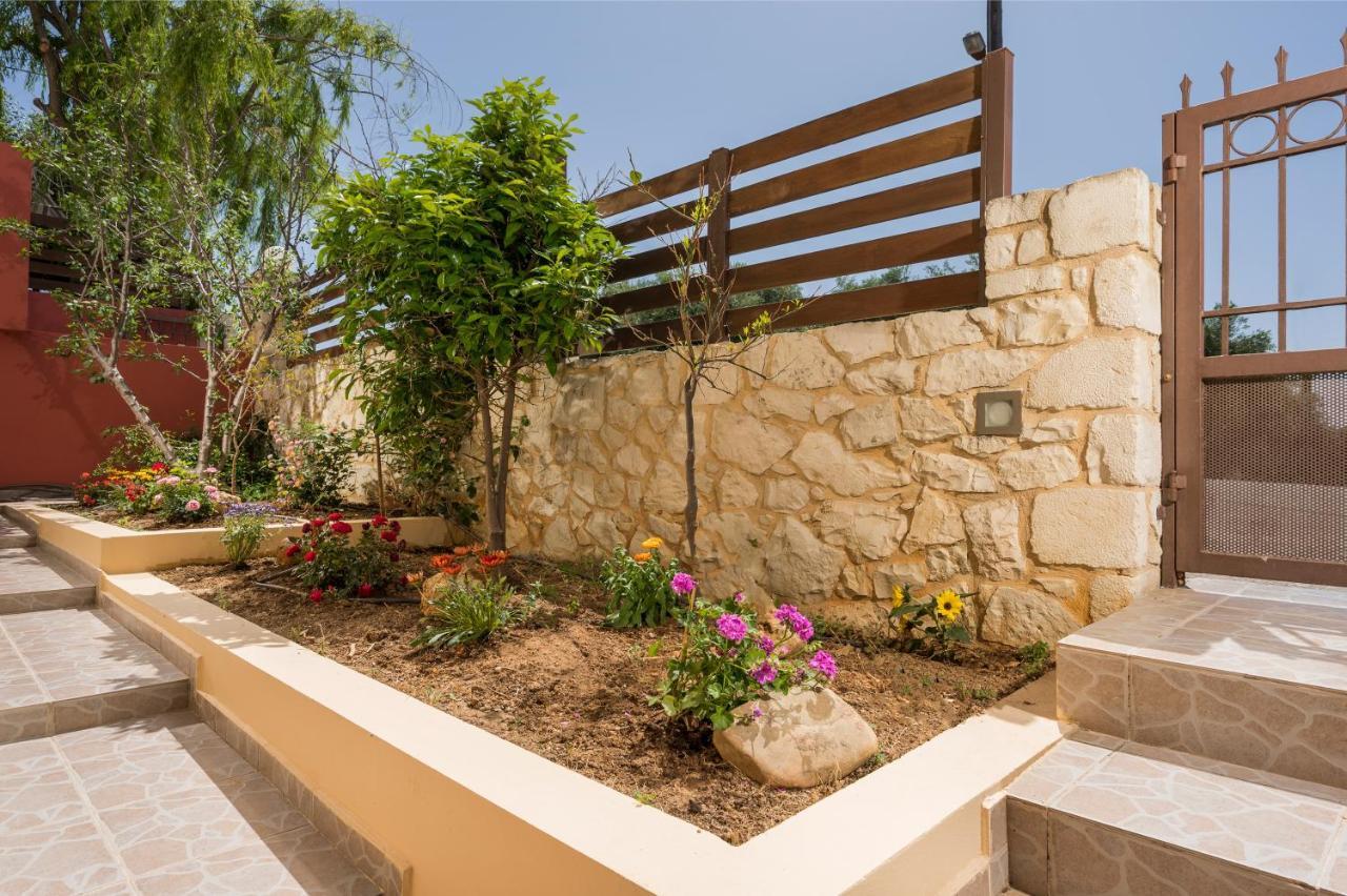 Anna Boutique Apartment Kato Daratso Exterior foto