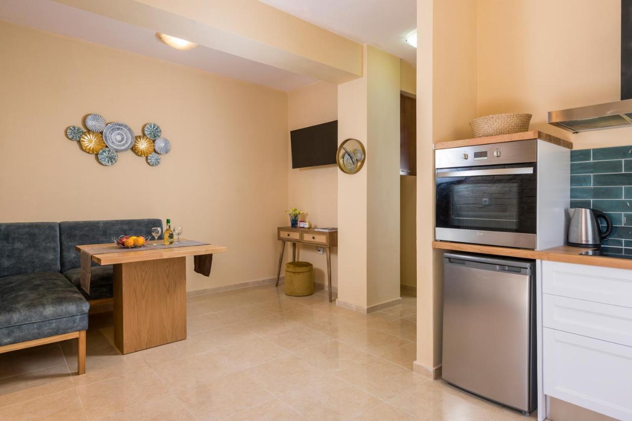 Anna Boutique Apartment Kato Daratso Exterior foto
